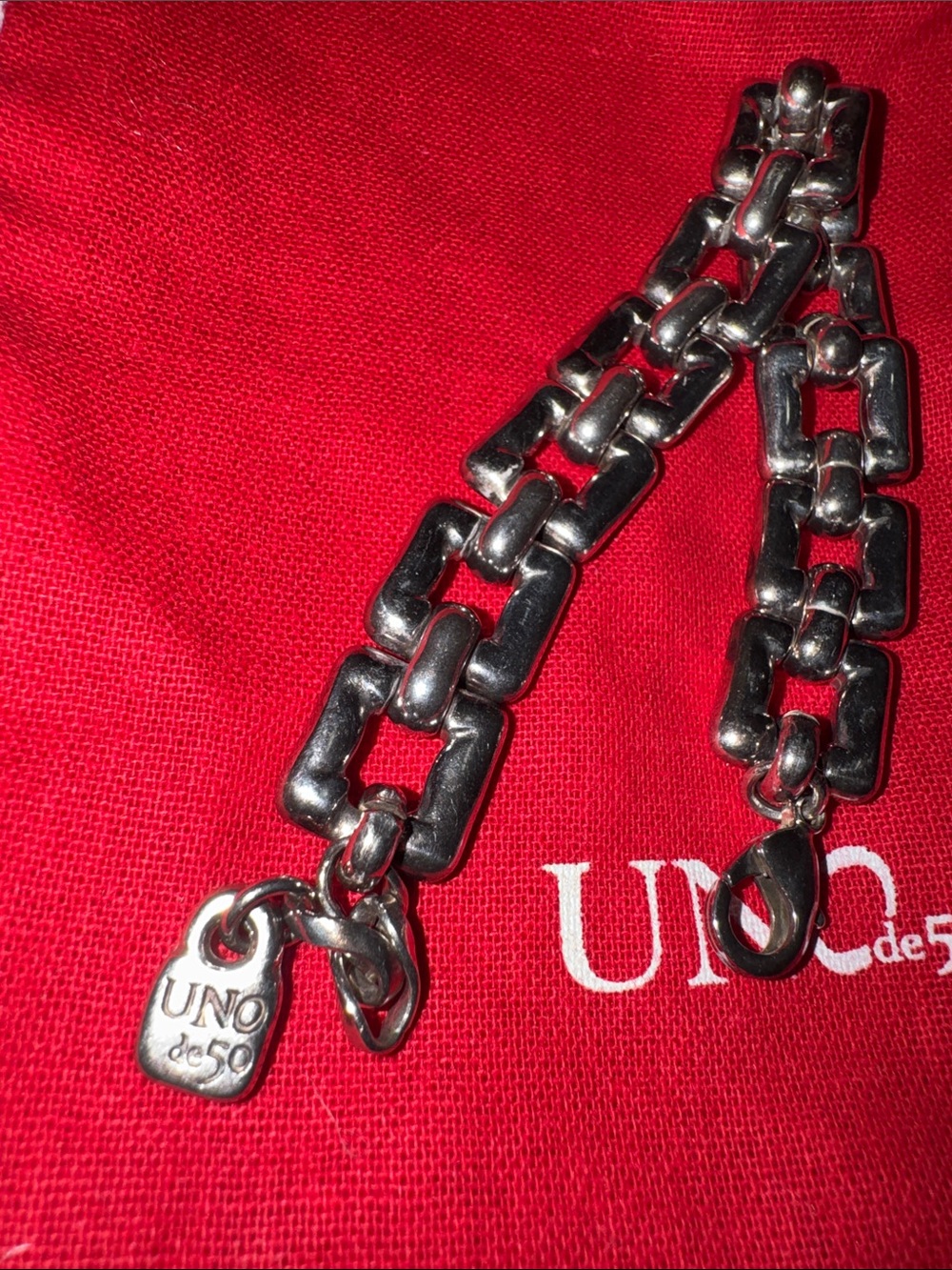 Silver women Chunky Link Bracelet - Classic Chain Accessory UNO DE 50 - Picture 7 of 7
